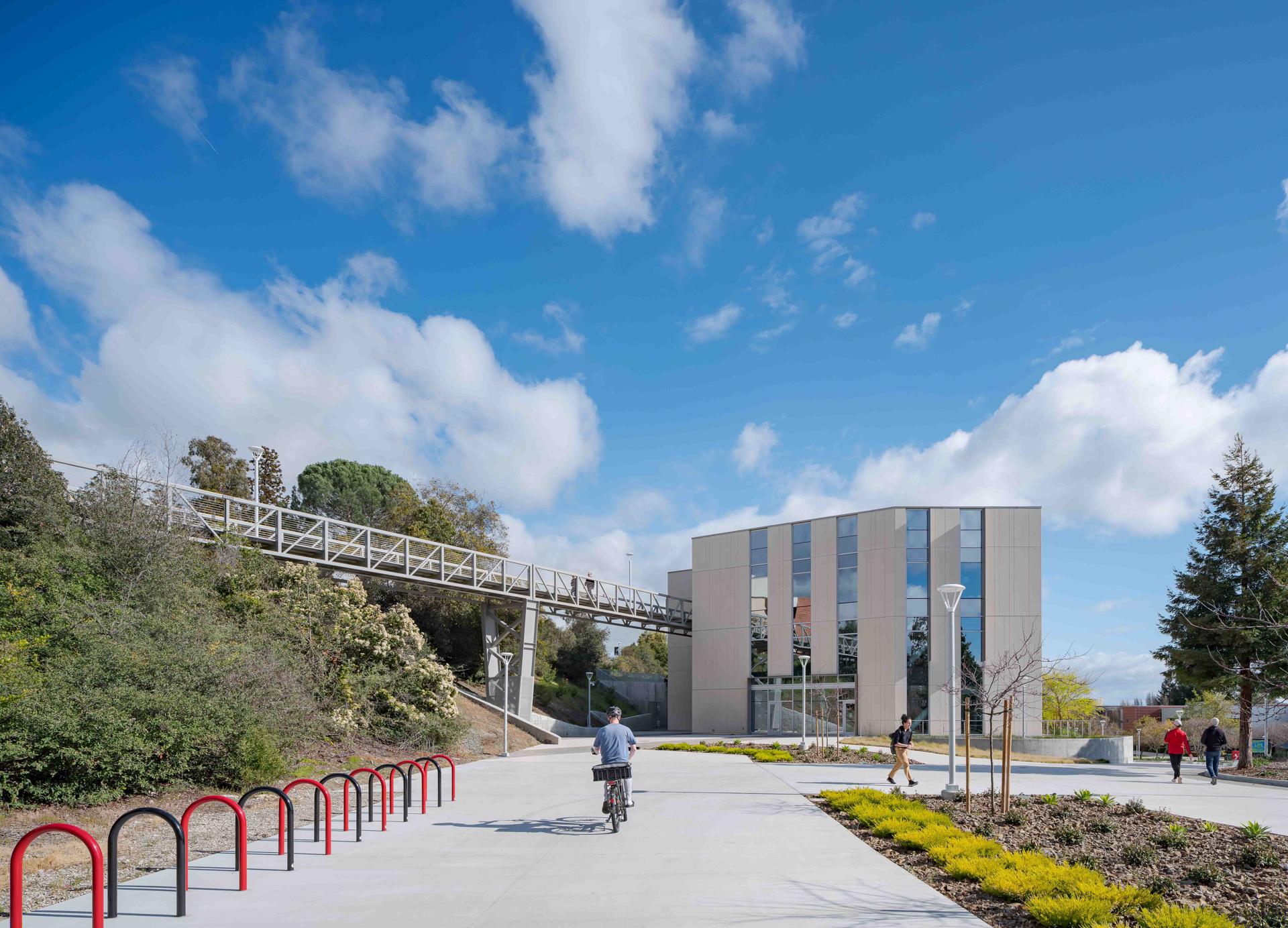 California State University, East Bay, CORE Building