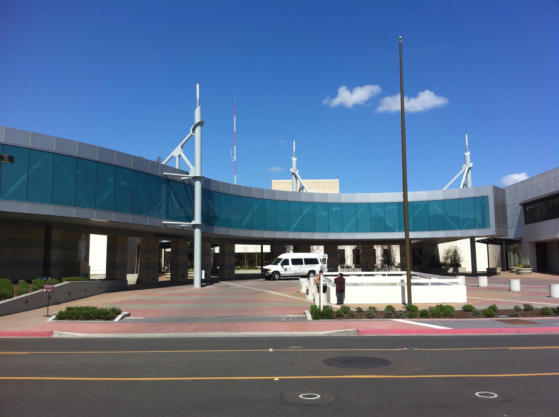 Dignity Health, Saint Joseph’s Hospital Patient Pavilion, Women’s & Children’s Center