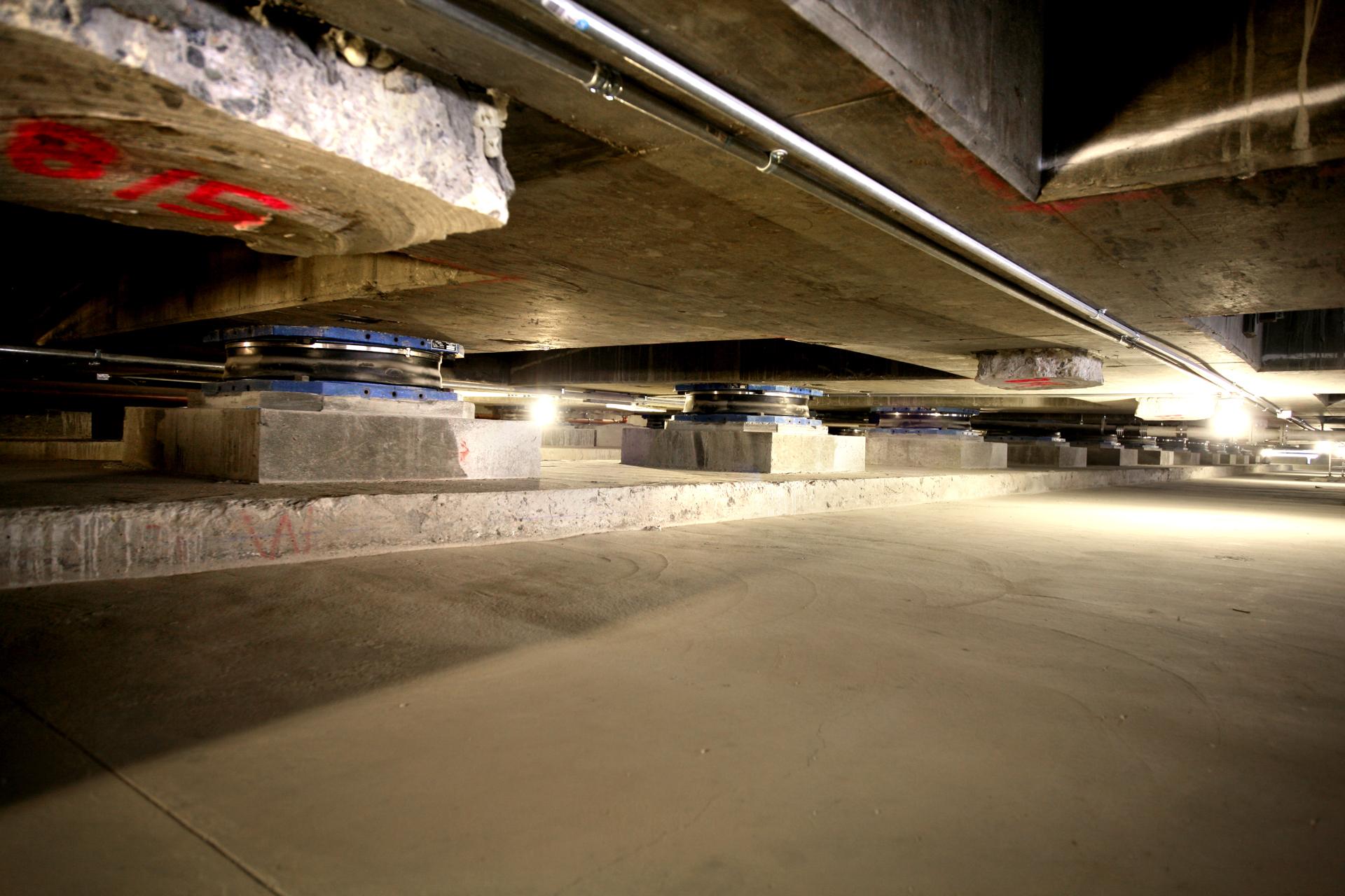 Pasadena City Hall, Seismic Retrofit