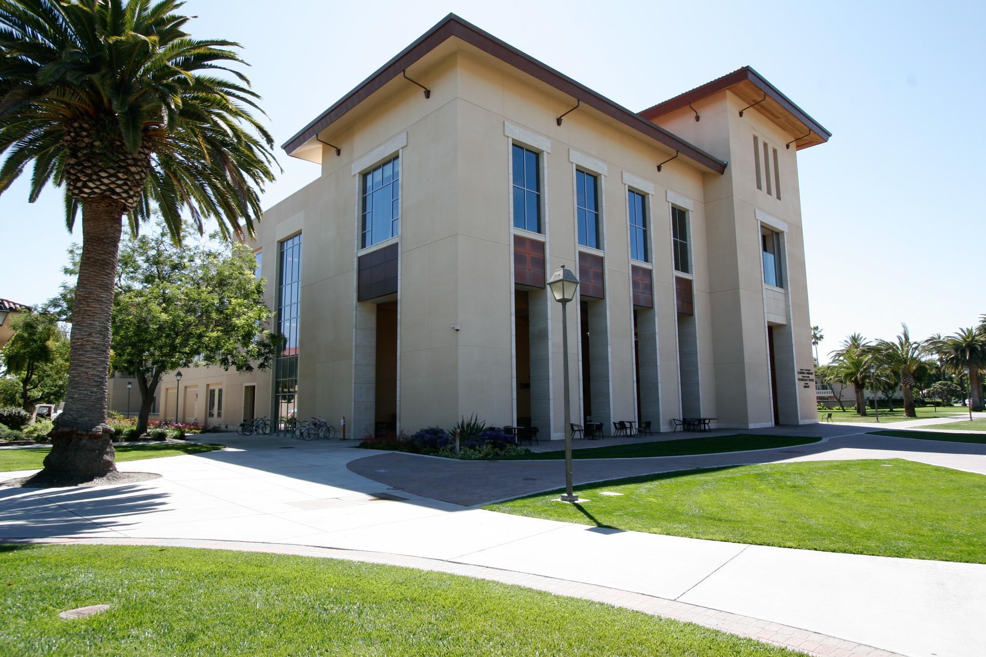 Santa Clara University Harrington Learning Center, Sobrato Technology Center, & Orradre Library