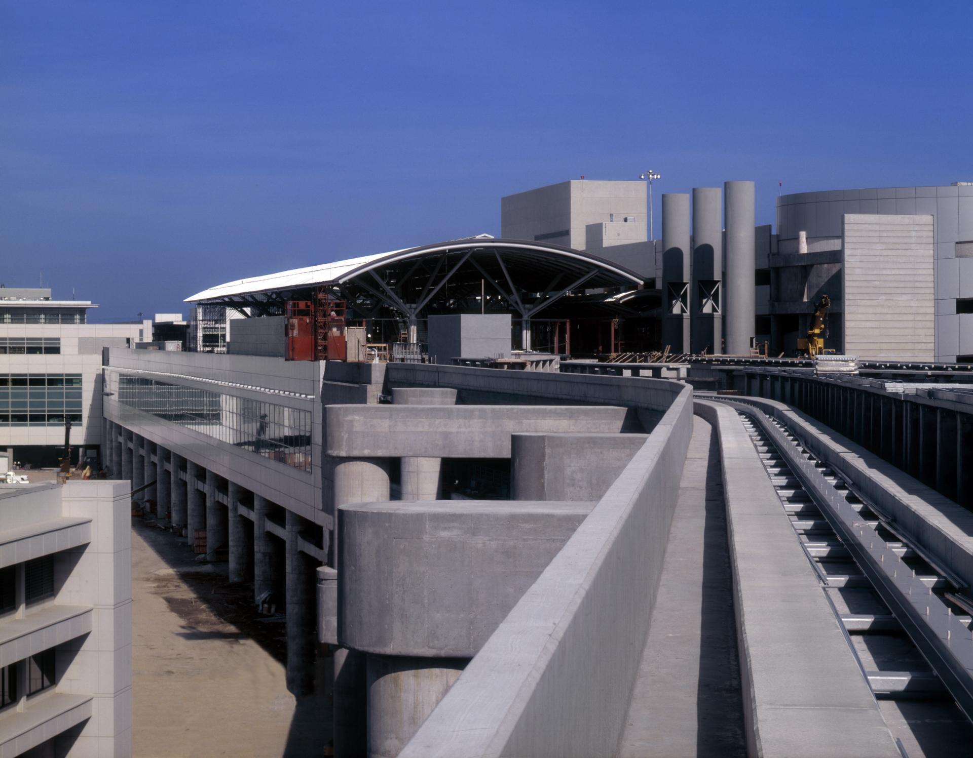 San Francisco International Airport Concourse H BART Station