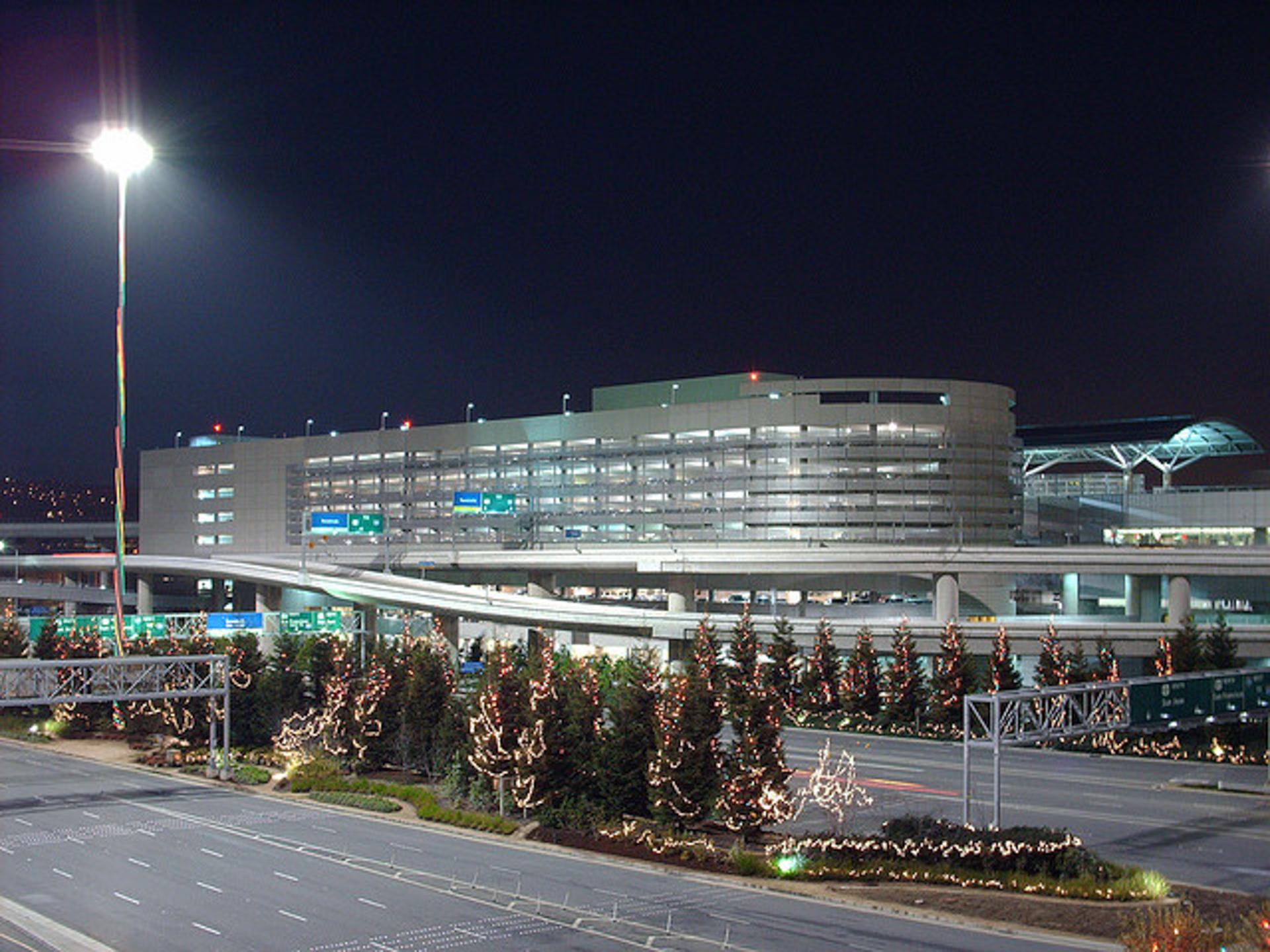 San Francisco International Airport North & South Public Parking Garages