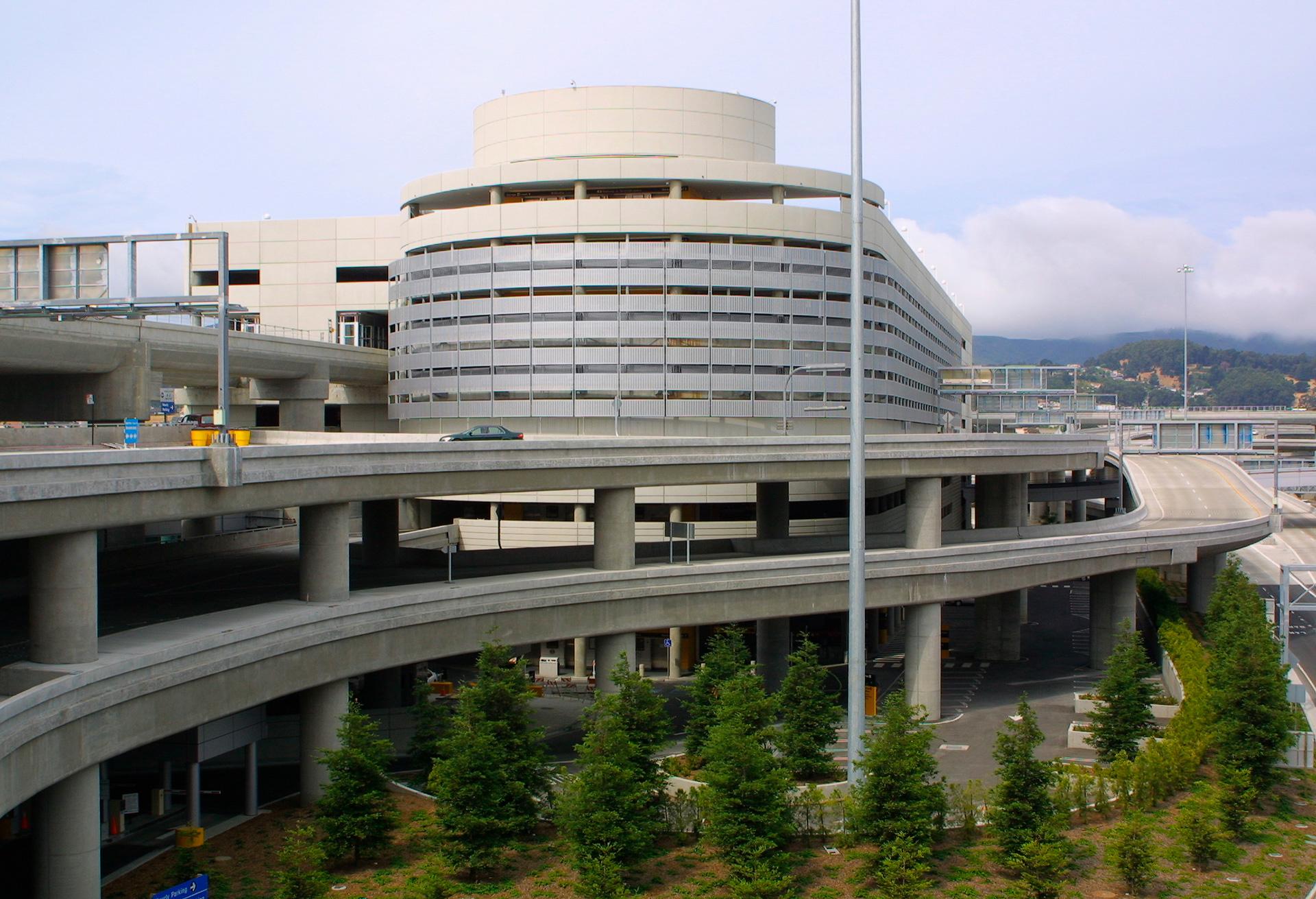 San Francisco International Airport North & South Public Parking Garages