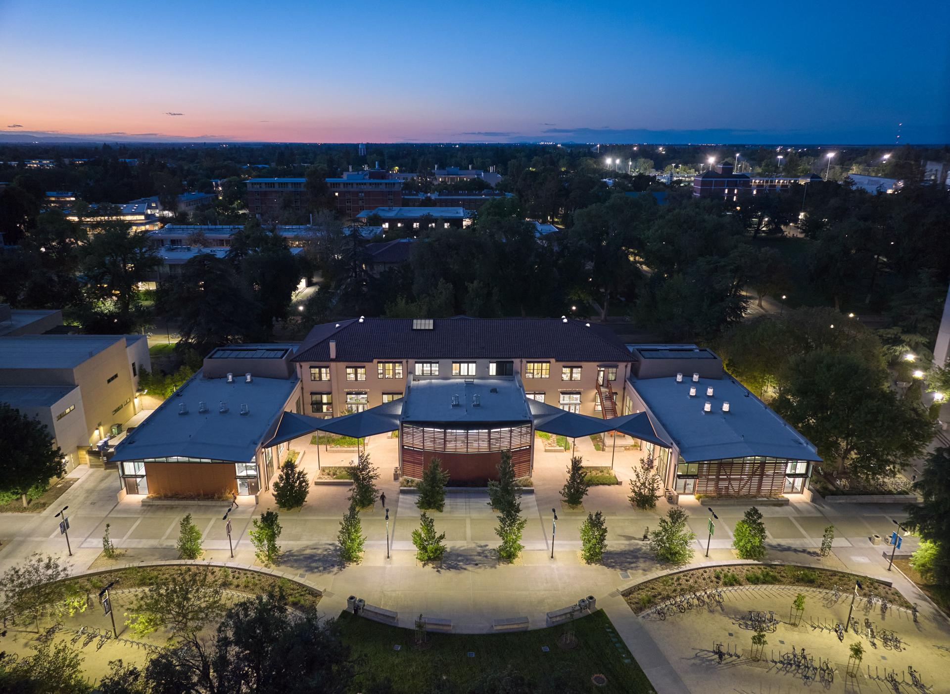 University of California, Davis, Walker Hall, Graduate Student Center